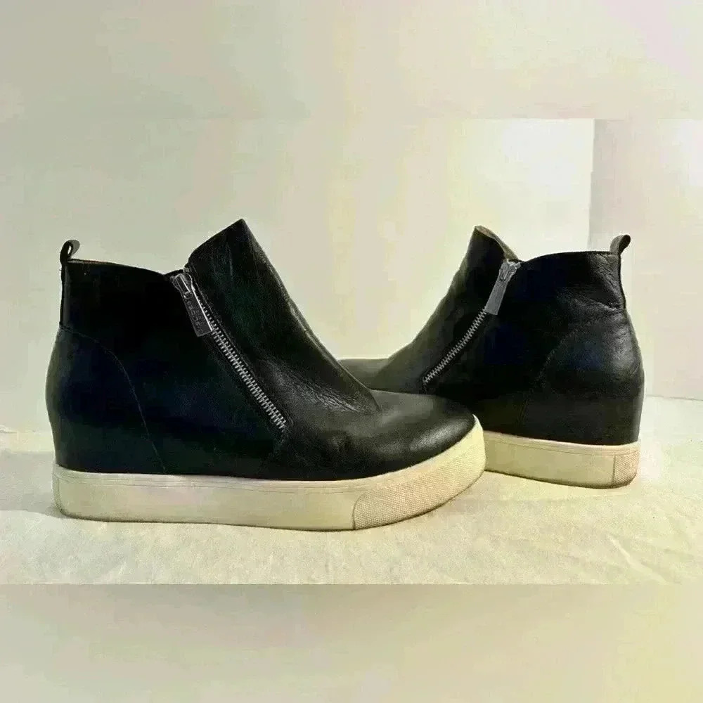 J/ Slides Leather Platform Bootie Sneakers